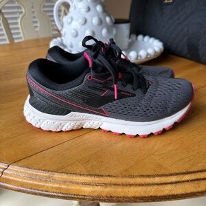 Brooks Women's Adrenaline GTS Running Shoes - Black and Pink